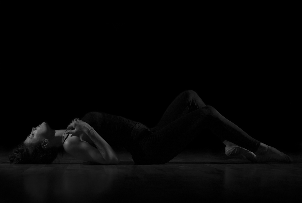 Leiah Luz - Ned Tobin - studio dancer